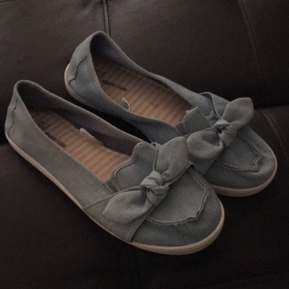 🏝 3x$15. Time & Tru, 11, slip on cloth denim memory foam